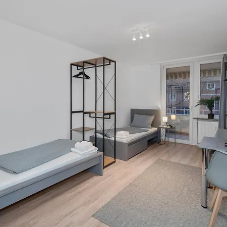 Apartman Hometonight Moritzhoefen - 3-zimmer-apartment In Fuer Familien, Monteure Oder Gruppen Bis Zu 6 Personen! Bayreuth