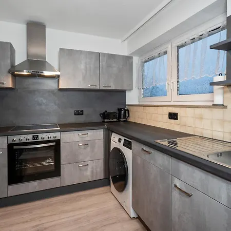 Hometonight Moritzhoefen - 3-zimmer-apartment In Fuer Familien, Monteure Oder Gruppen Bis Zu 6 Personen! Apartman *